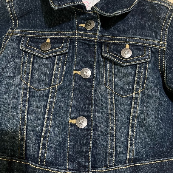 The Children's Place Blue Jean Jacket Classic Style Girls 12-18Mos - Picture 3 of 11